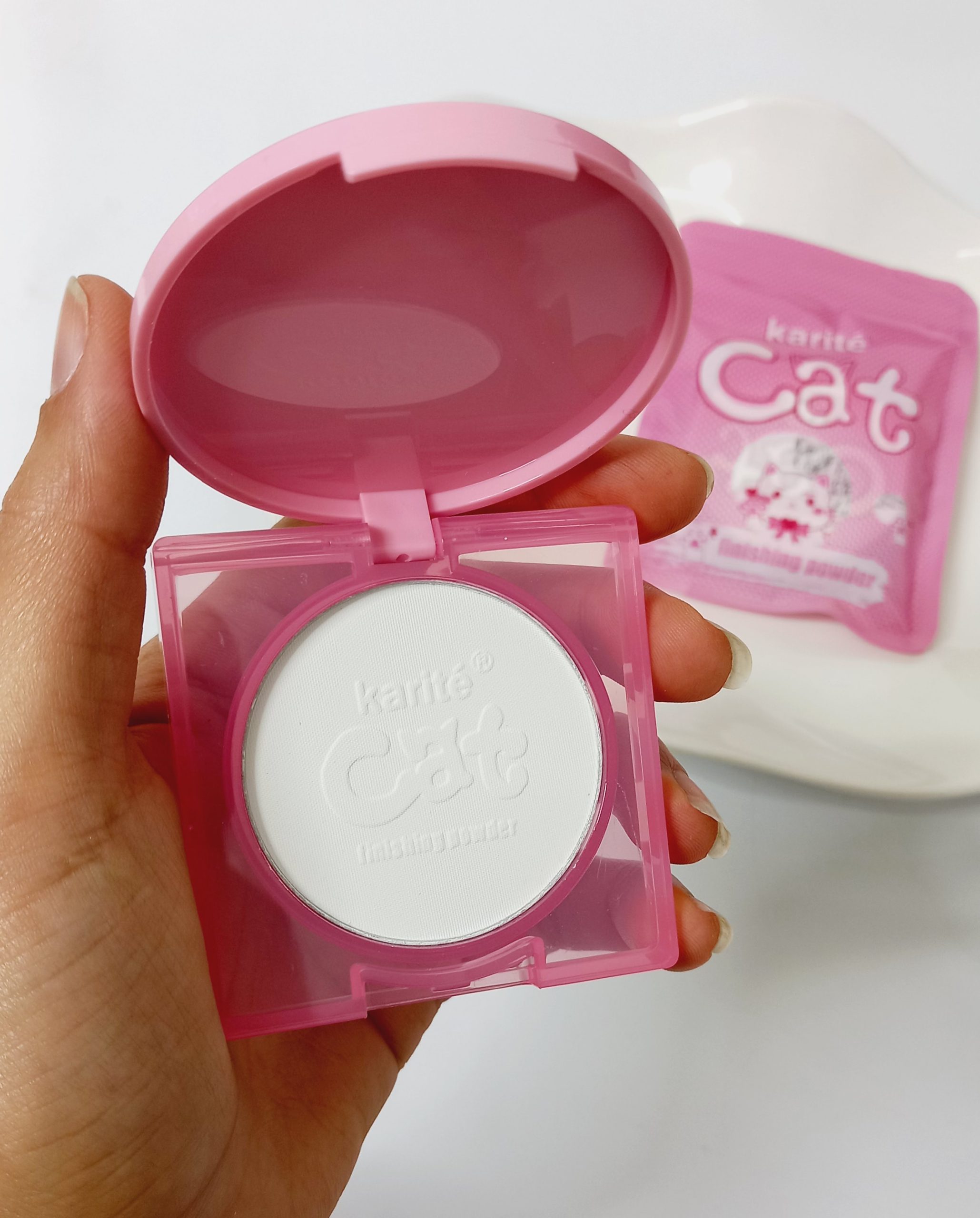 powder karite cat